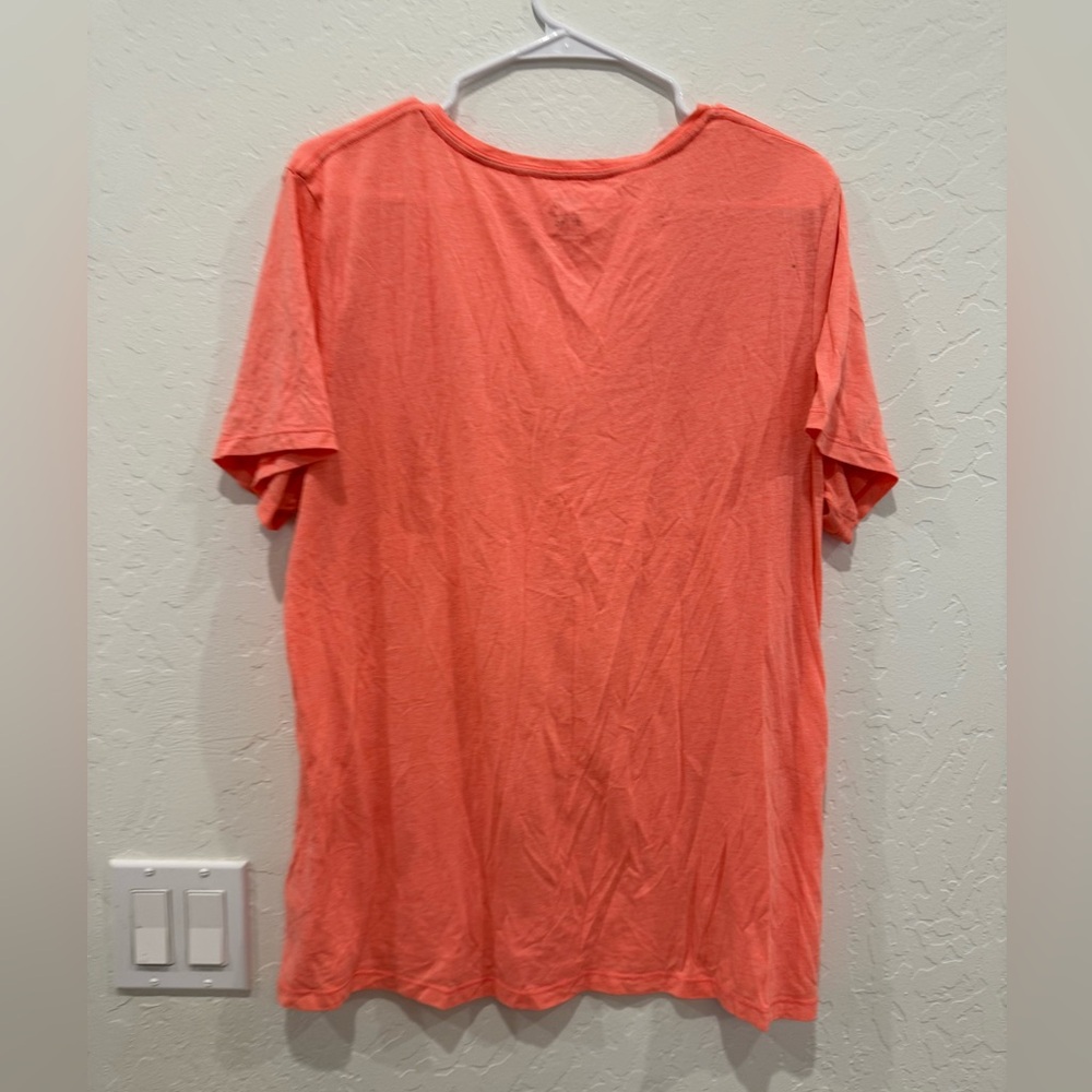 Old Navy relaxed s/s tee size XL - Picture 3 of 3